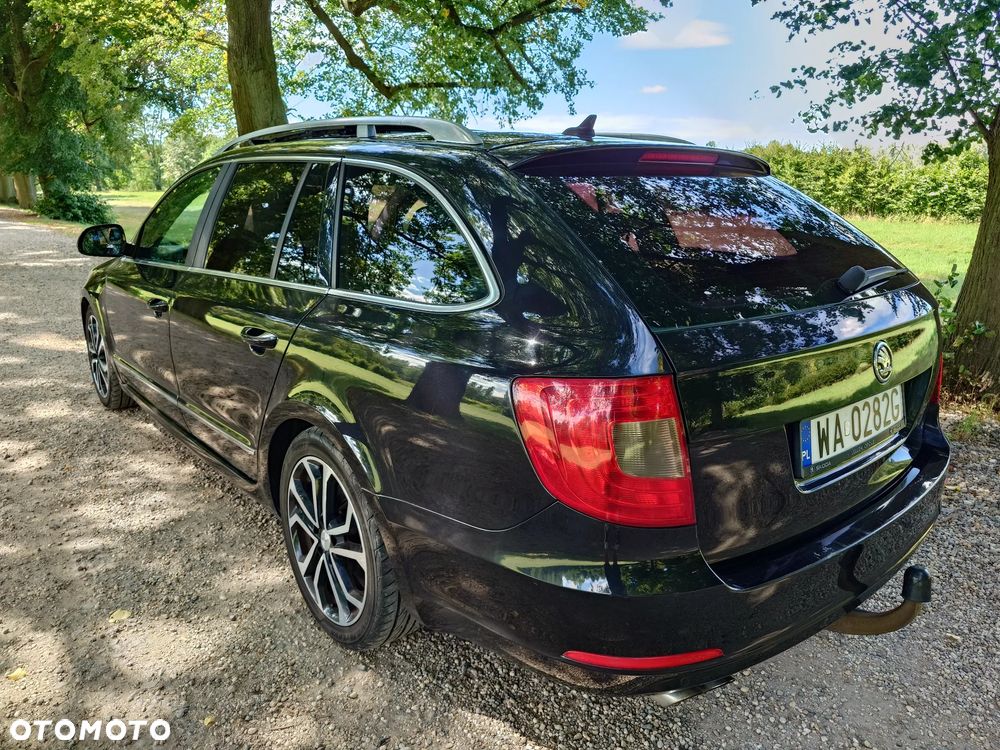 Skoda Superb 2.0 TDI Elegance DSG - 6