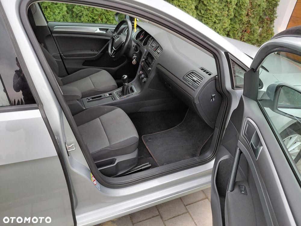 Volkswagen Golf 1.6 TDI BlueMot Comfortline - 13