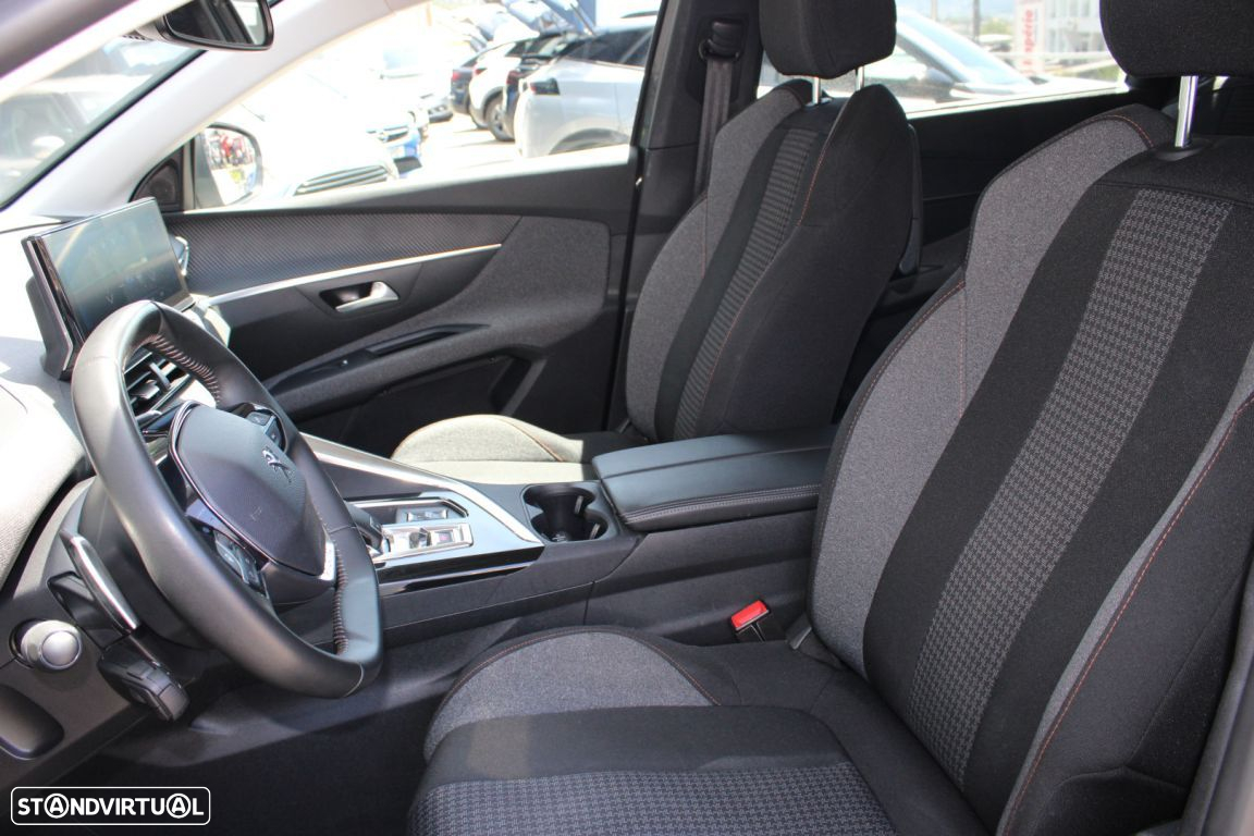 Peugeot 5008 1.2 PureTech Allure Pack EAT8 - 6