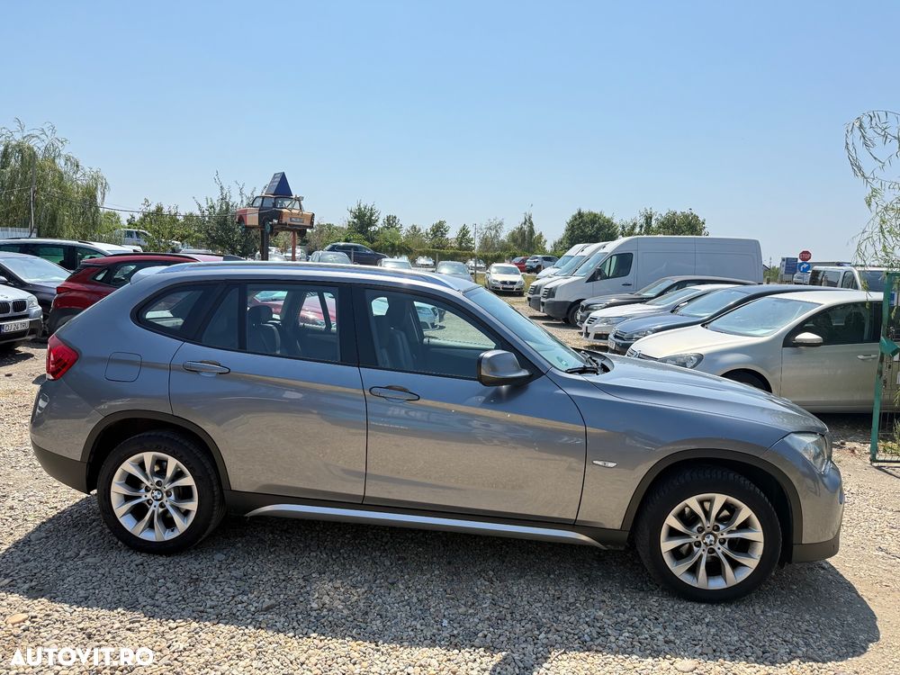 BMW X1 sDrive20d - 11