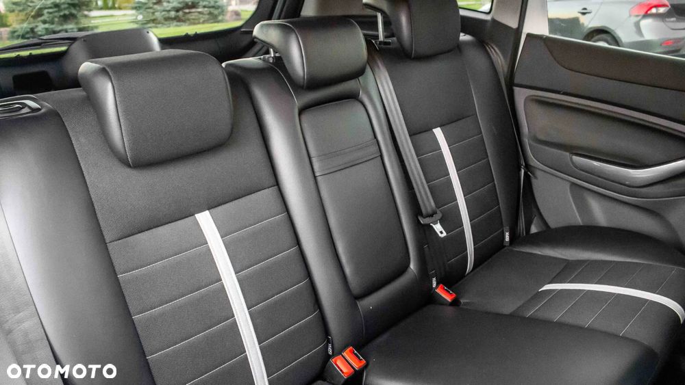 Ford Kuga 2.0 TDCi Titanium - 22