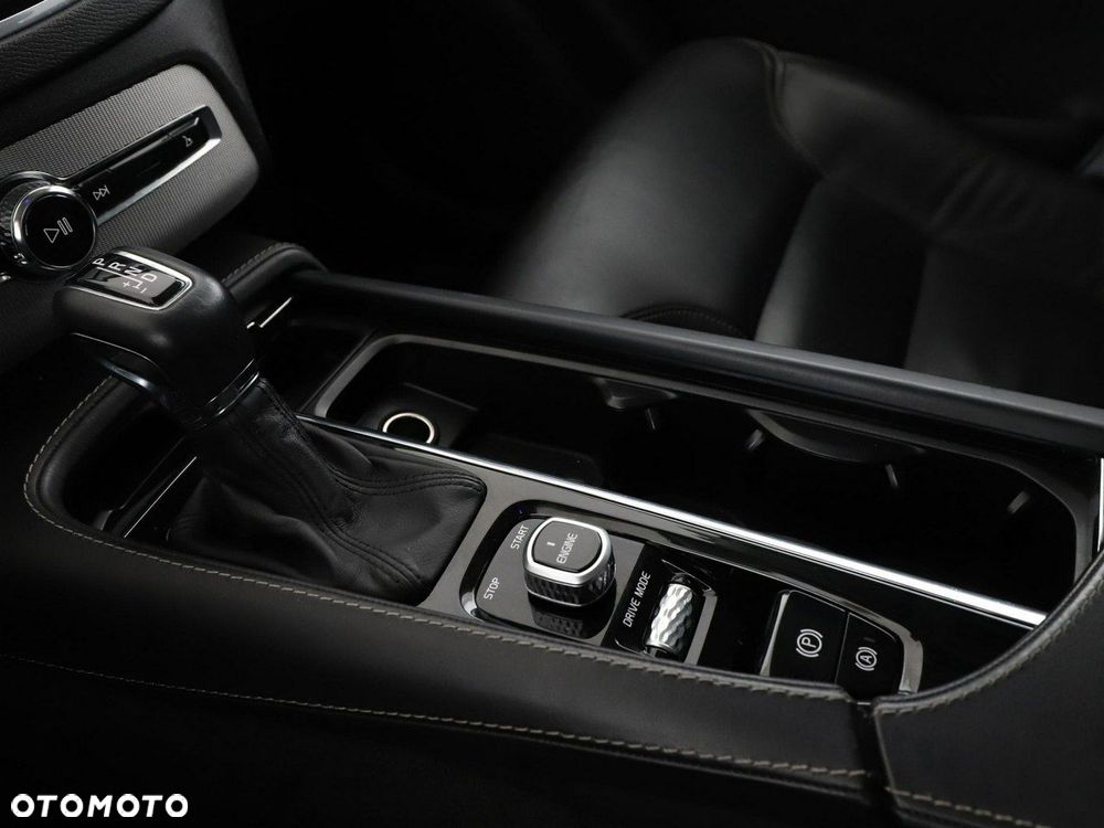 Volvo XC 90 D5 AWD Inscription - 30