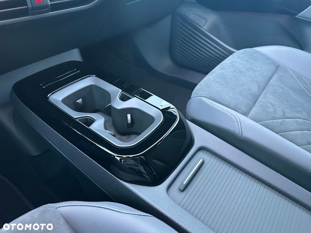 Volkswagen ID.4 52kWh Plus - 24