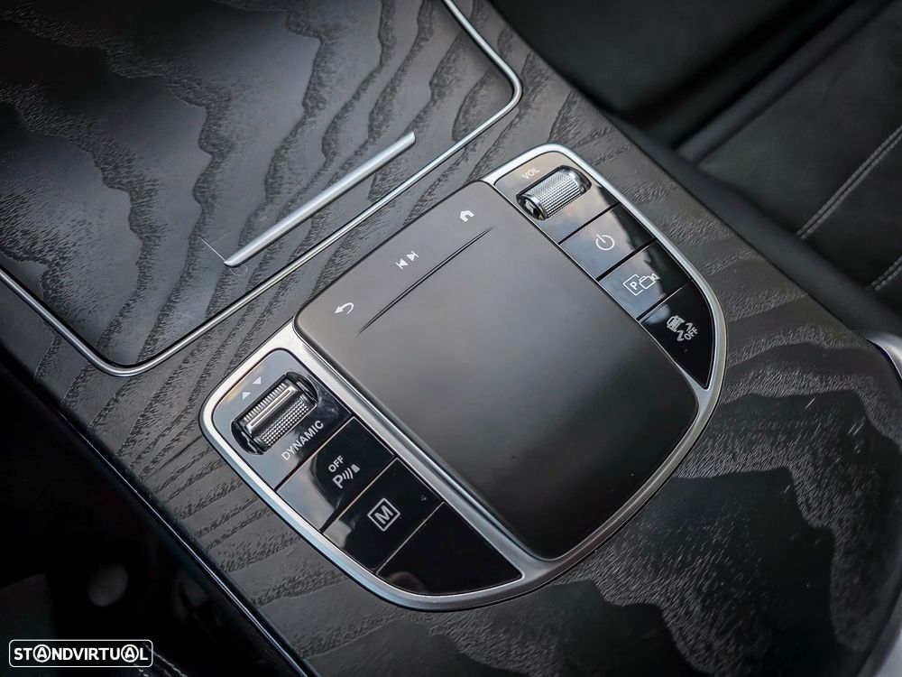 Mercedes-Benz GLC 300 de Coupe 4Matic 9G-TRONIC AMG Line - 42