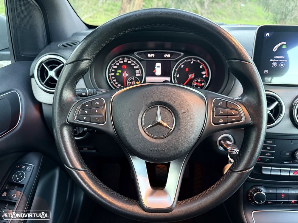 Mercedes-Benz B 180 d Style - 24
