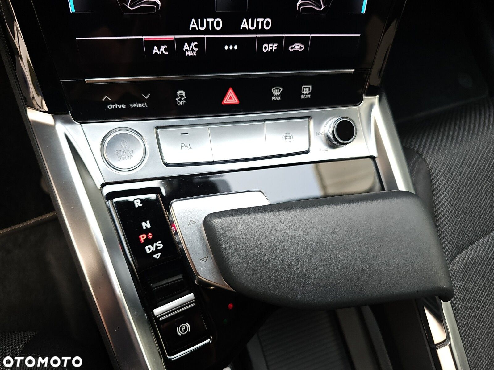 Audi e-tron - 22