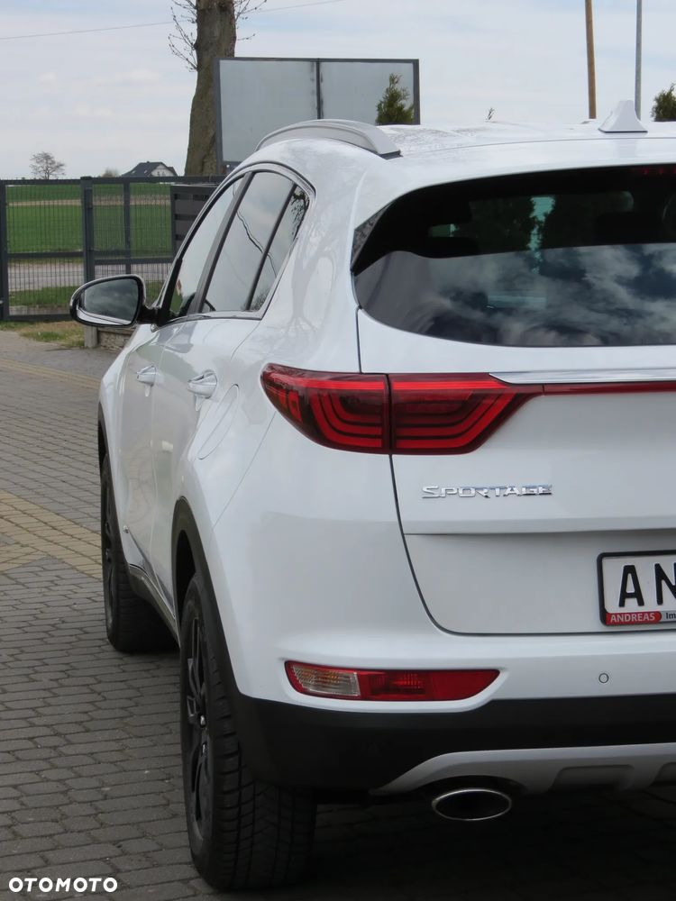 Kia Sportage 1.6 T-GDI AWD GT LINE - 9