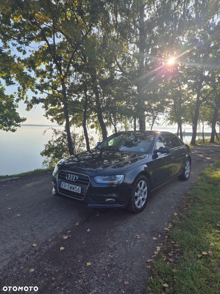 Audi A4 - 1