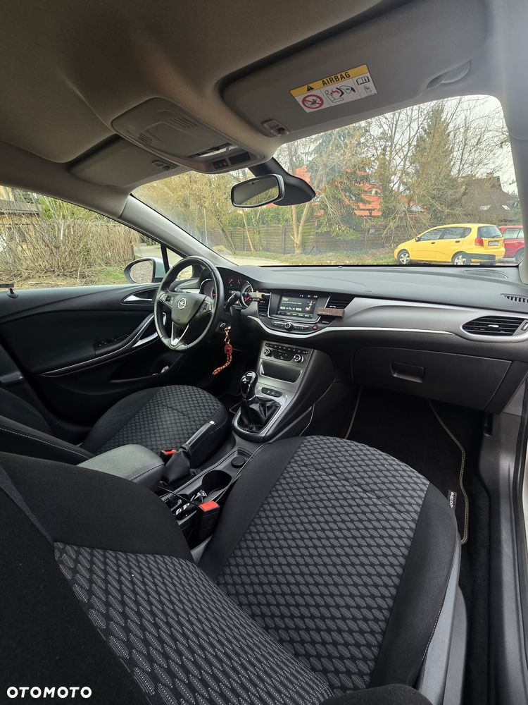 Opel Astra 1.4 T Enjoy - 16