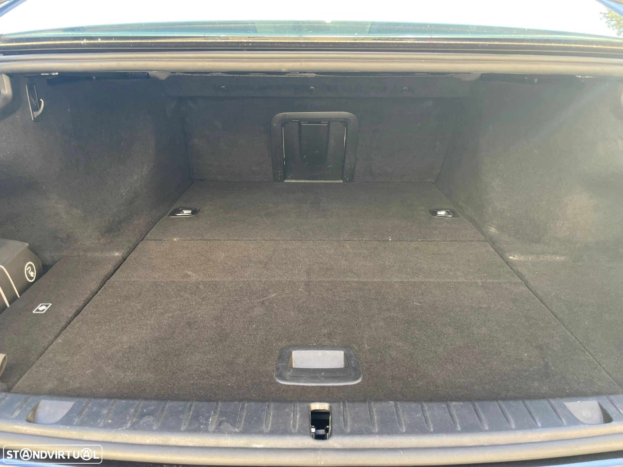 BMW 740 e iPerformance Pack M - 18