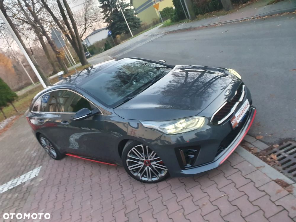 Kia ProCeed 1.6 T-GDI GT DCT - 1