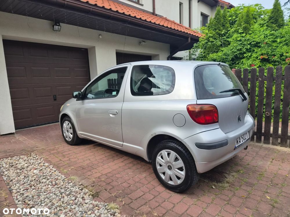 Toyota Yaris - 3