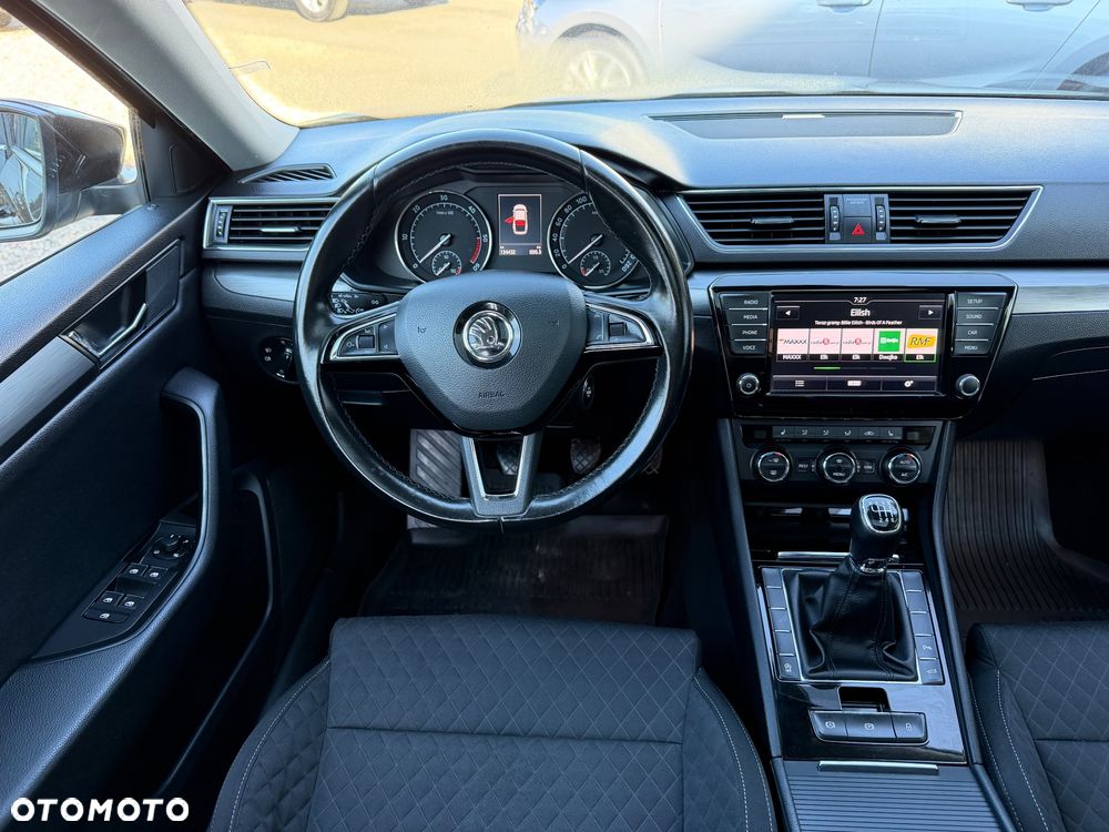 Skoda Superb 2.0 TDI Style - 11