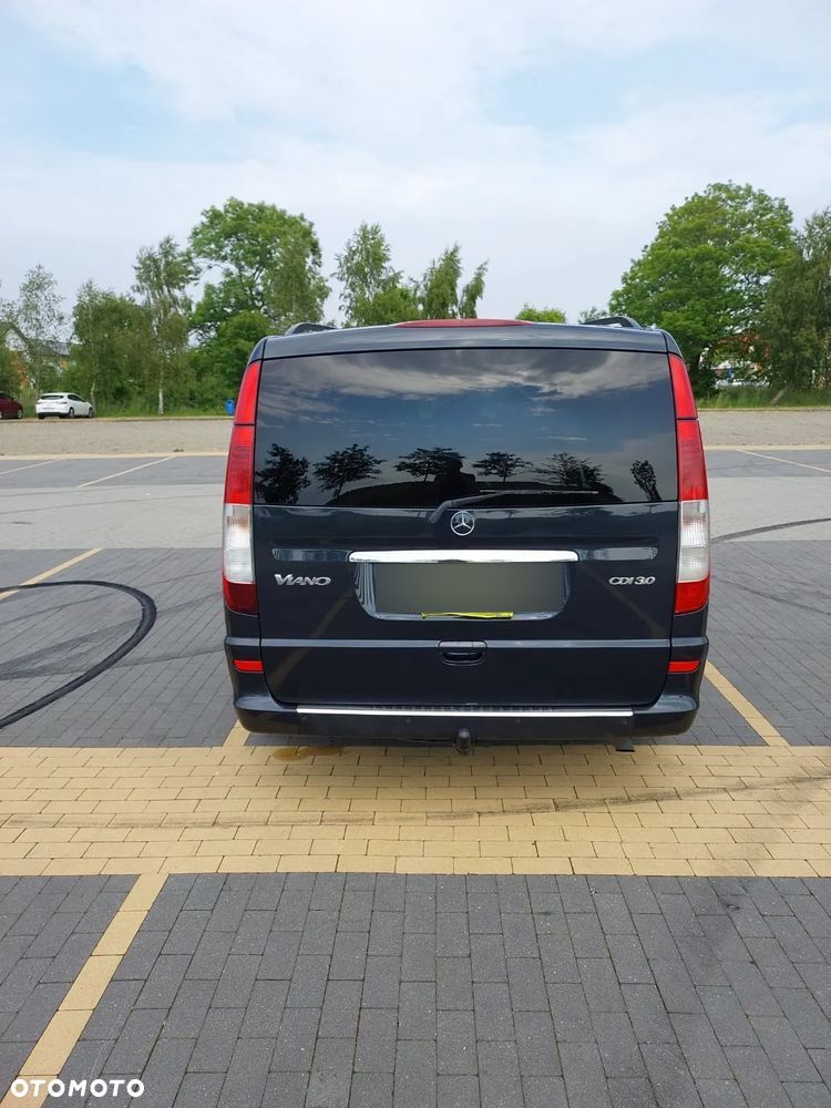 Mercedes-Benz Viano - 40