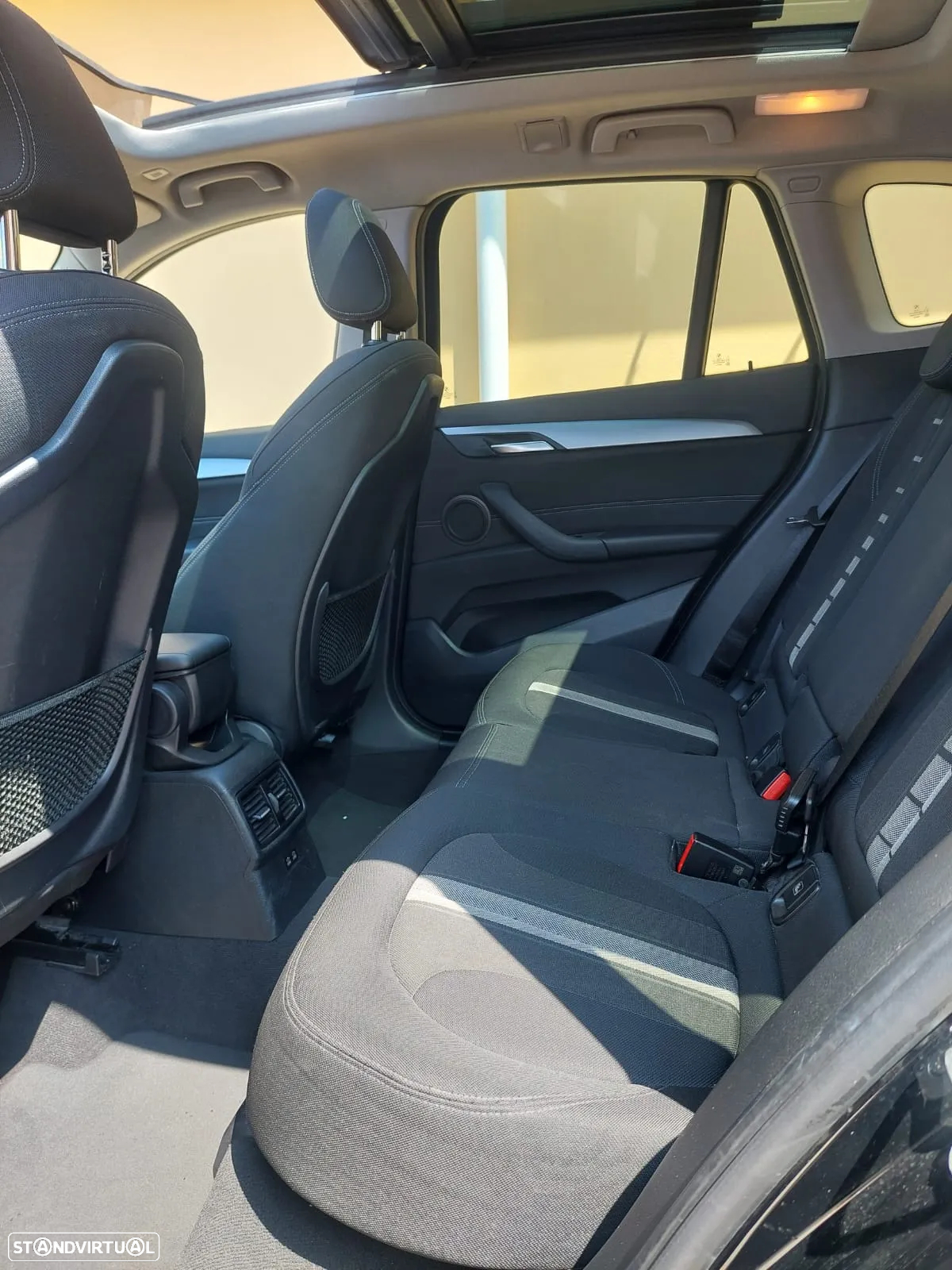 BMW X1 16 d sDrive - 12