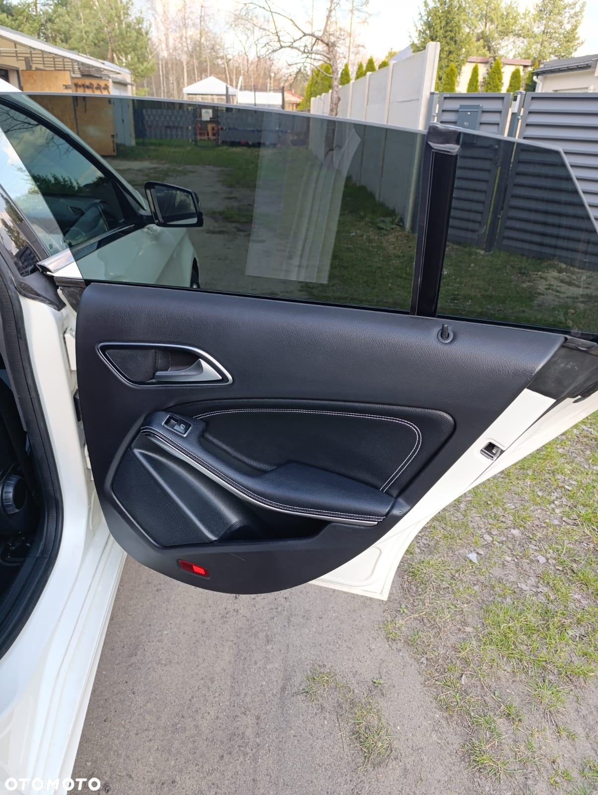 Mercedes-Benz CLA 180 - 10