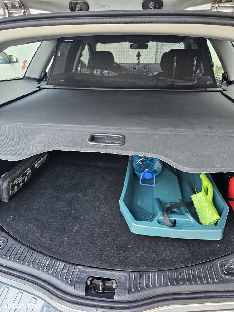 Ford Mondeo 2.0 TDCI Titanium - 12