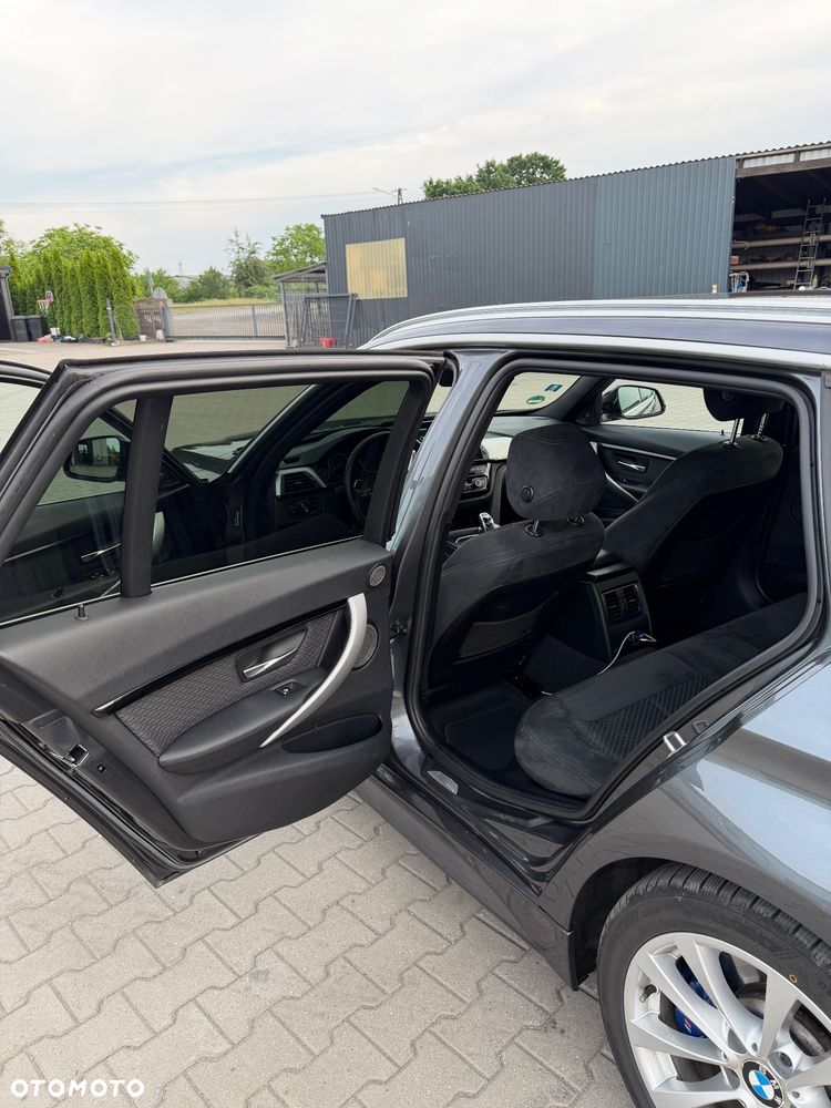 BMW Seria 3 320d M Sport - 15