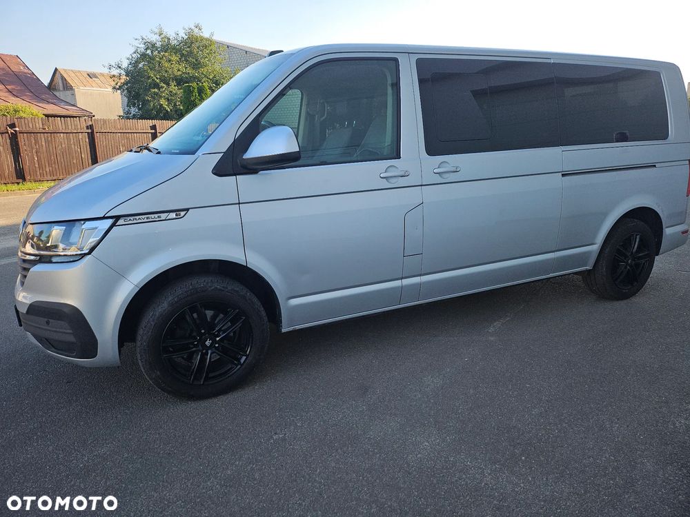 Volkswagen Caravelle 2.0 TDI L2 Highline 4Motion DSG - 23