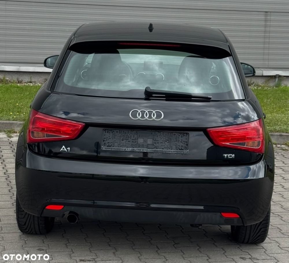 Audi A1 Sportback 1.6 TDI Attraction - 14