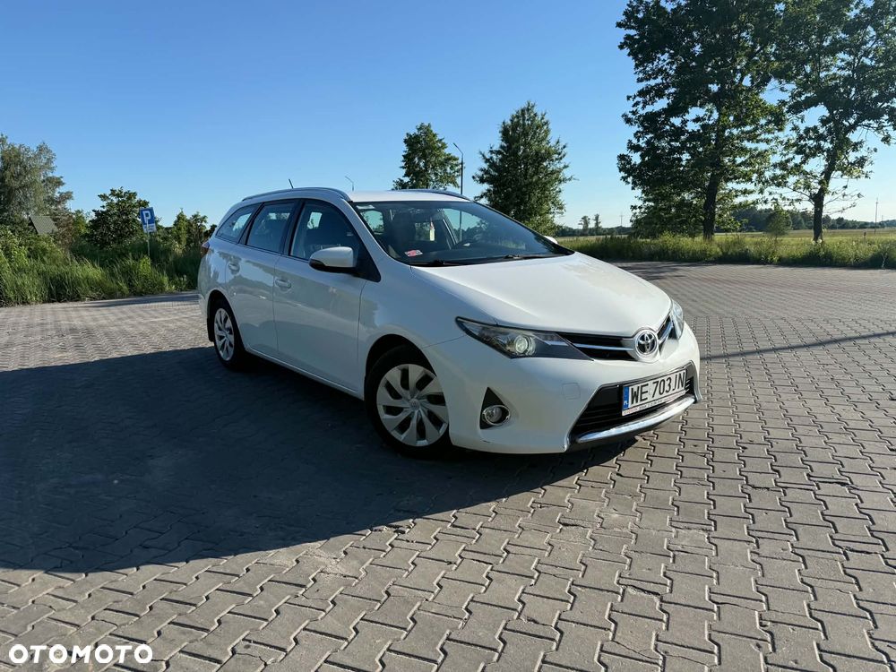 Toyota Auris 1.33 VVT-i Life Comfort - 1