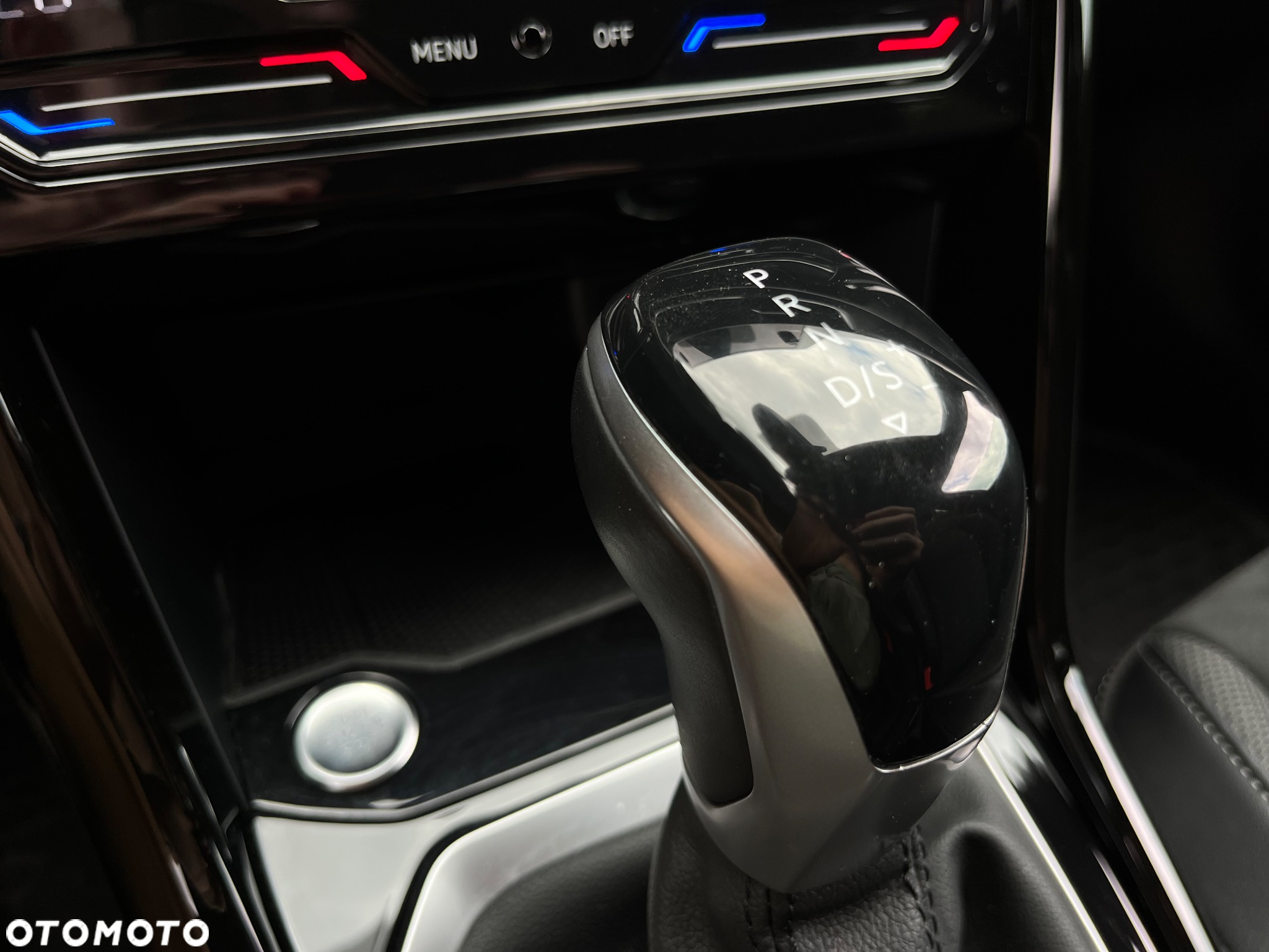 Volkswagen T-Roc 1.5 TSI R-Line DSG - 38