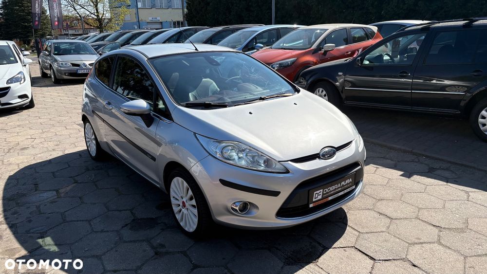 Ford Fiesta 1.4 Champions Edition - 4