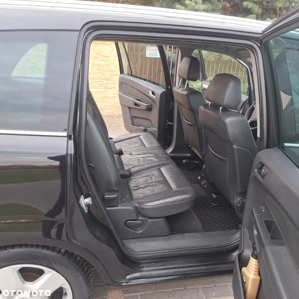 Opel Zafira - 14