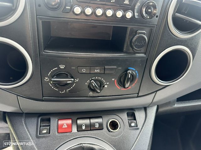 Citroën BERLINGO 3 LUGARES 100 CV - 9