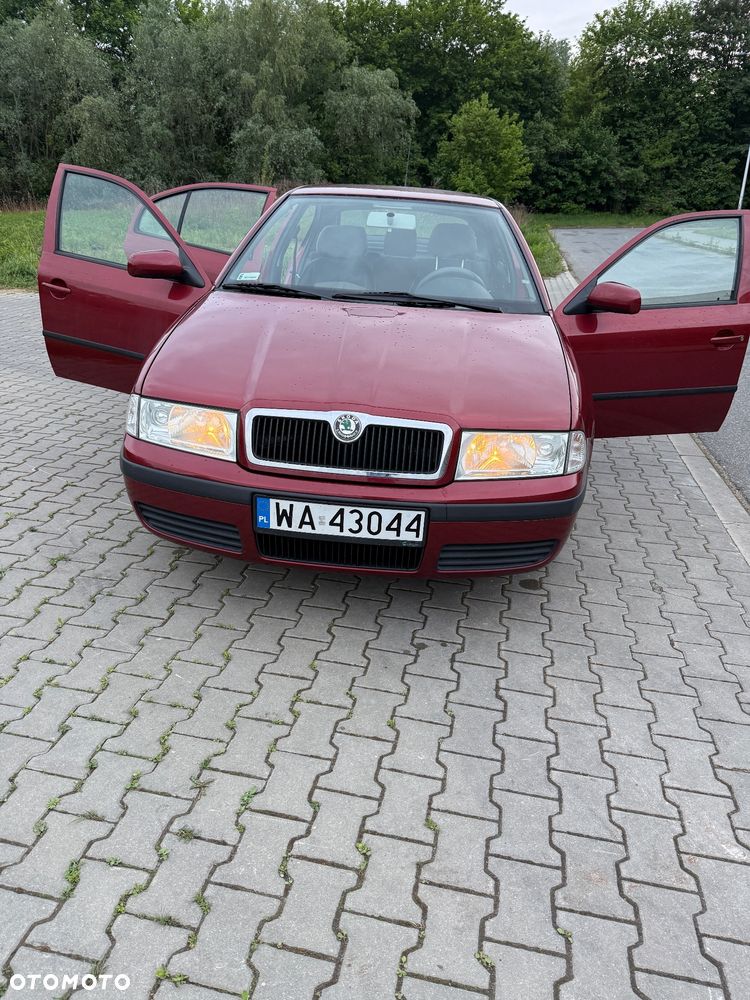 Skoda Octavia 1.6 Tour Plus Ice+ - 3