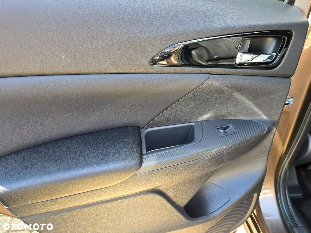 Mitsubishi Eclipse Cross - 17