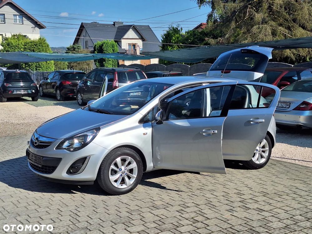 Opel Corsa 1.4 16V Energy - 9