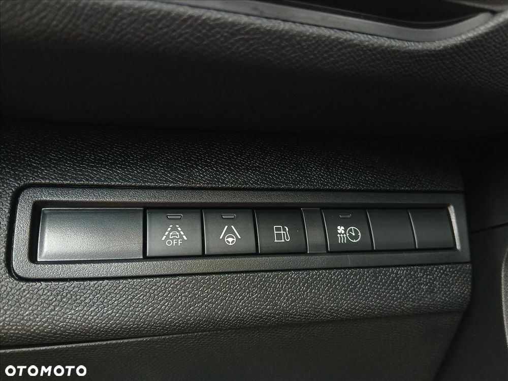 Peugeot 3008 225 e-EAT8 GT Pack - 19