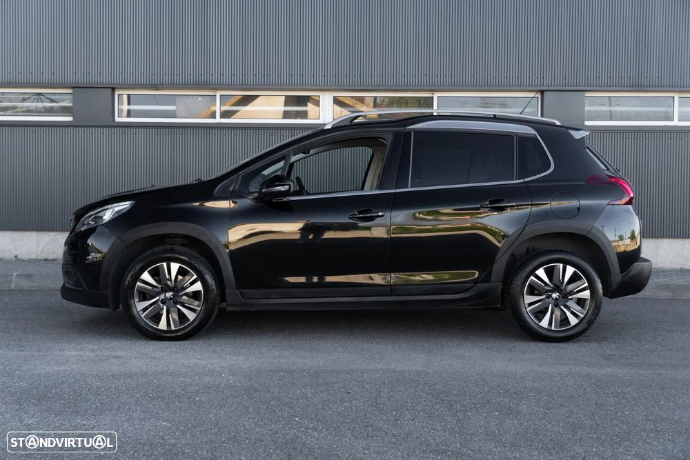 Peugeot 2008 1.2 PureTech Signature - 33
