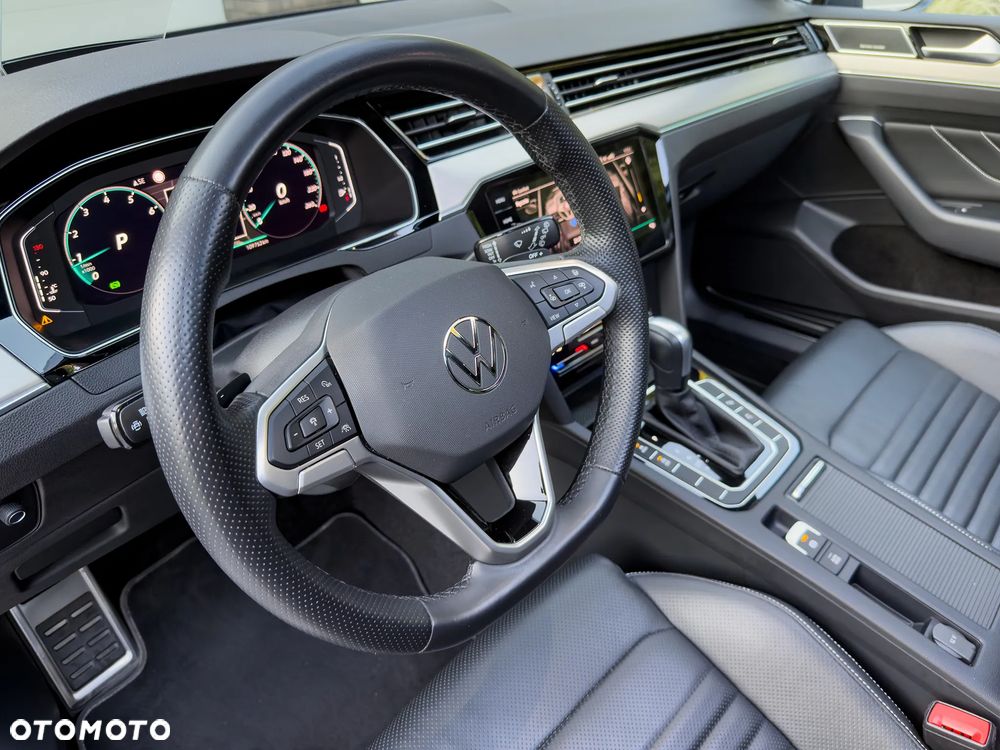 Volkswagen Passat Alltrack 2.0 TSI 4Mot DSG - 38