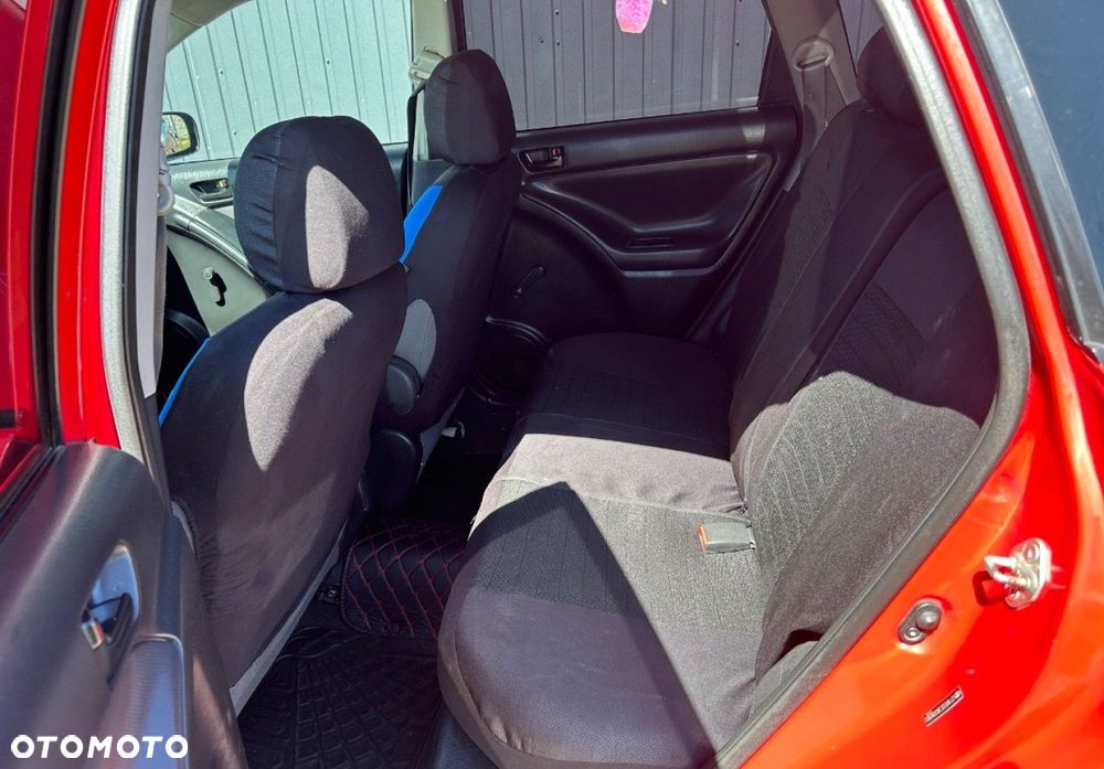 Toyota Matrix - 10