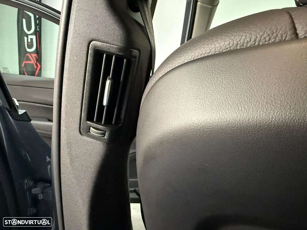 Volvo XC 60 2.0 T8 PHEV Plus Bright AWD - 21