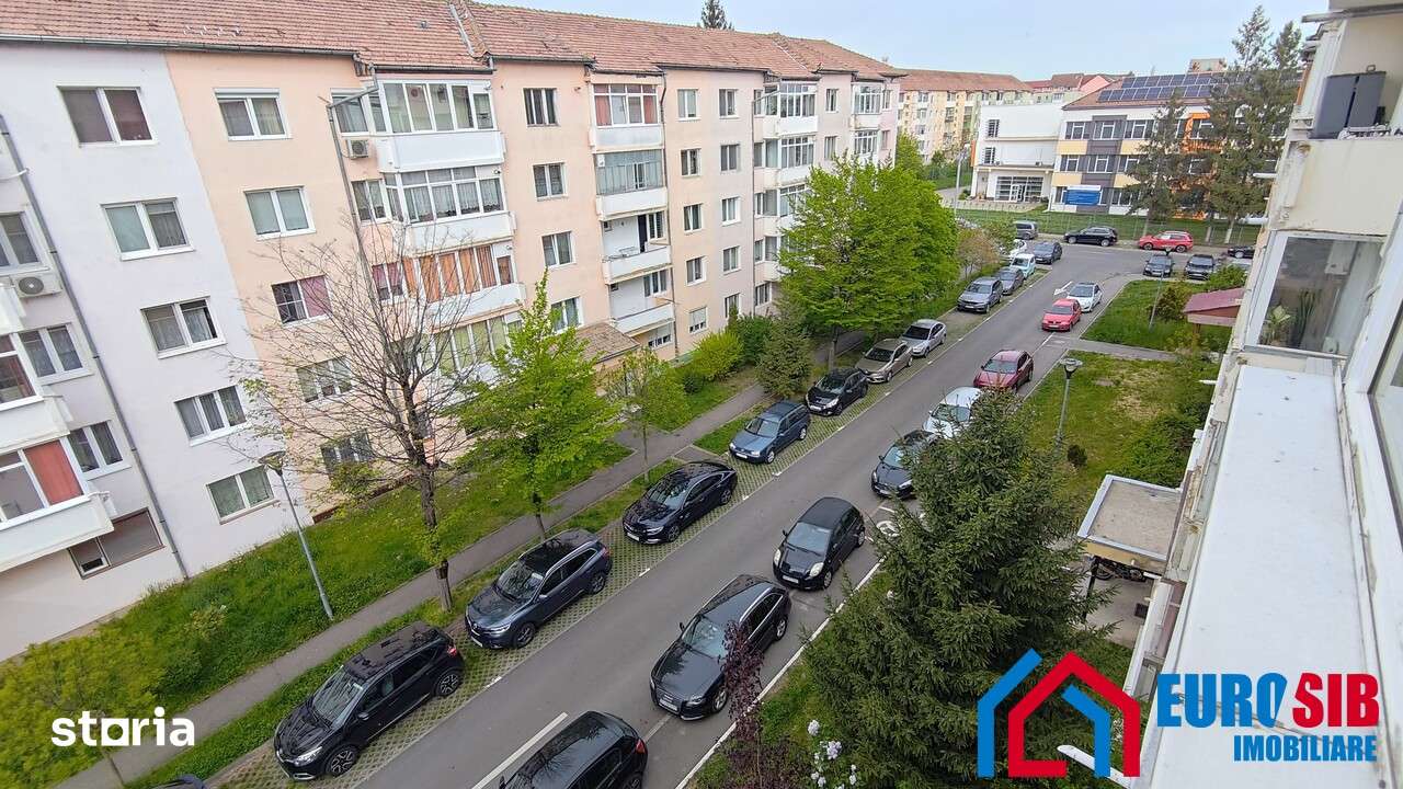 Apartament 3 camere in Sibiu zona Cedonia M Viteazu — fotografia 1