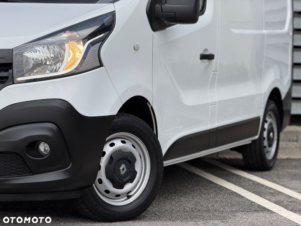 Renault TRAFIC 2019/20r 89tys km JAK NOWY Stan WZOROWY NAVI Bluetooth Tempomat Kamera FULL OPCJA Vivaro - 29