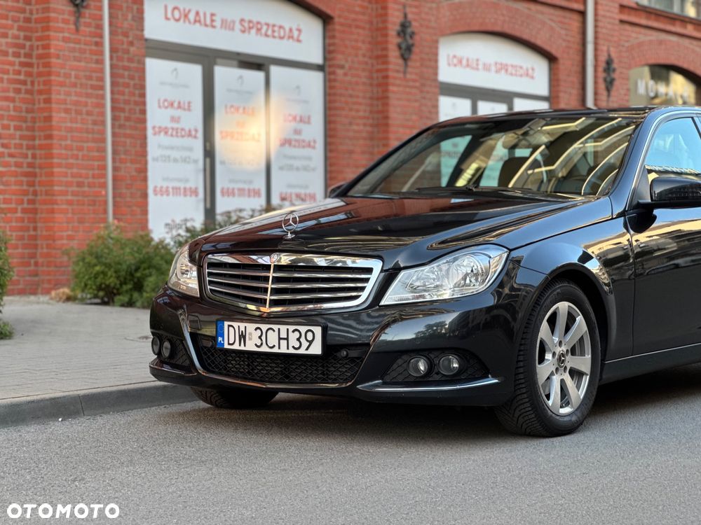 Mercedes-Benz Klasa C 180 CDI DPF (BlueEFFICIENCY) 7G-TRONIC - 3