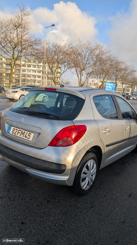 Peugeot 207 1.4 16V Open - 3