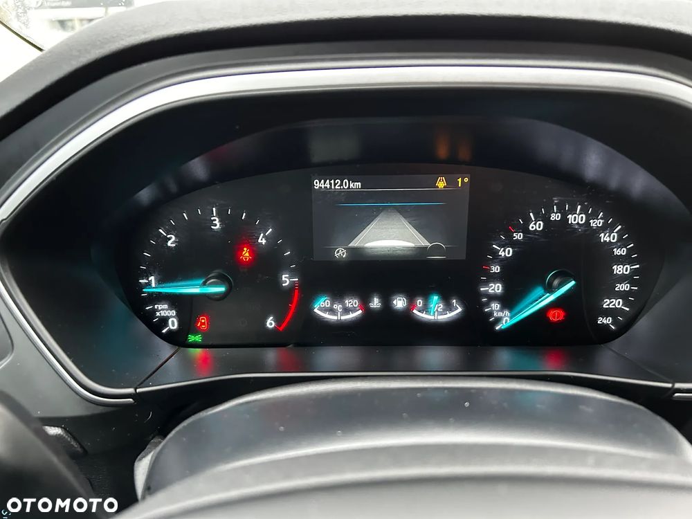 Ford Focus 1.5 EcoBlue Connected - 17