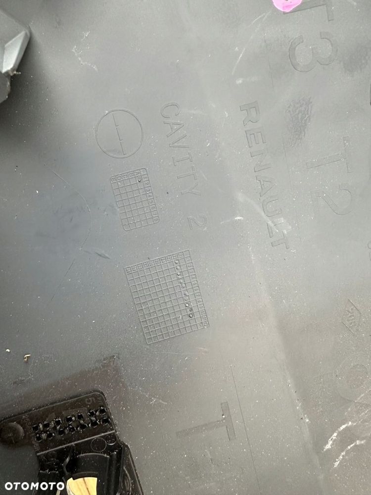 KRATKA ATRAPA LISTWA PRAWA ZDERZAK PRZÓD RENAULT MEGANE V E-TECH 620742561R - 4