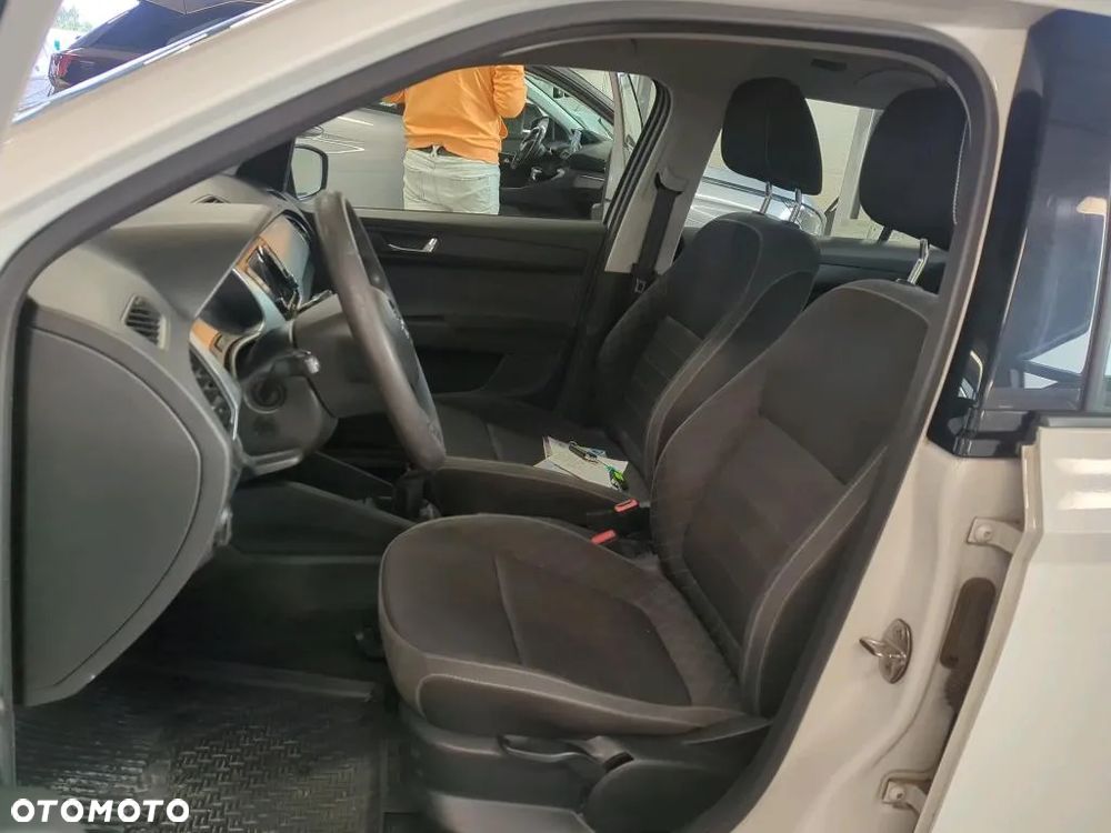 Skoda Fabia 1.0 Ambition - 7