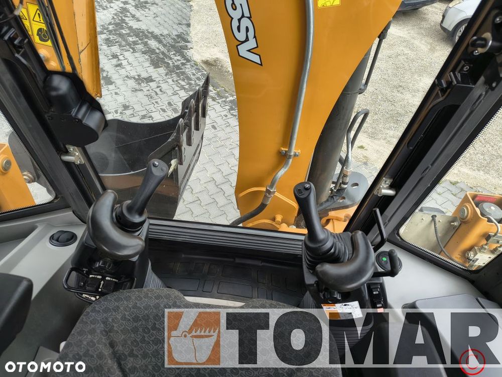 Case 695 SV 2023R - 20