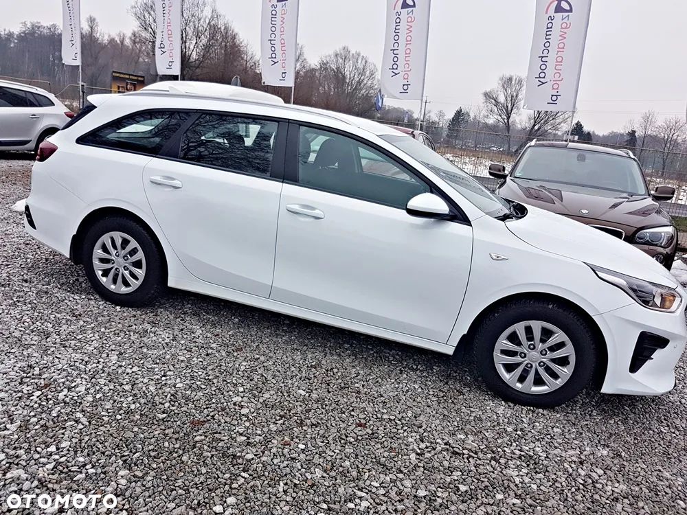 Kia Ceed 1.6 CRDi SCR M - 30