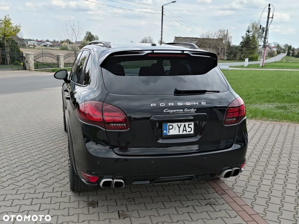 Porsche Cayenne Turbo Tiptronic S - 13