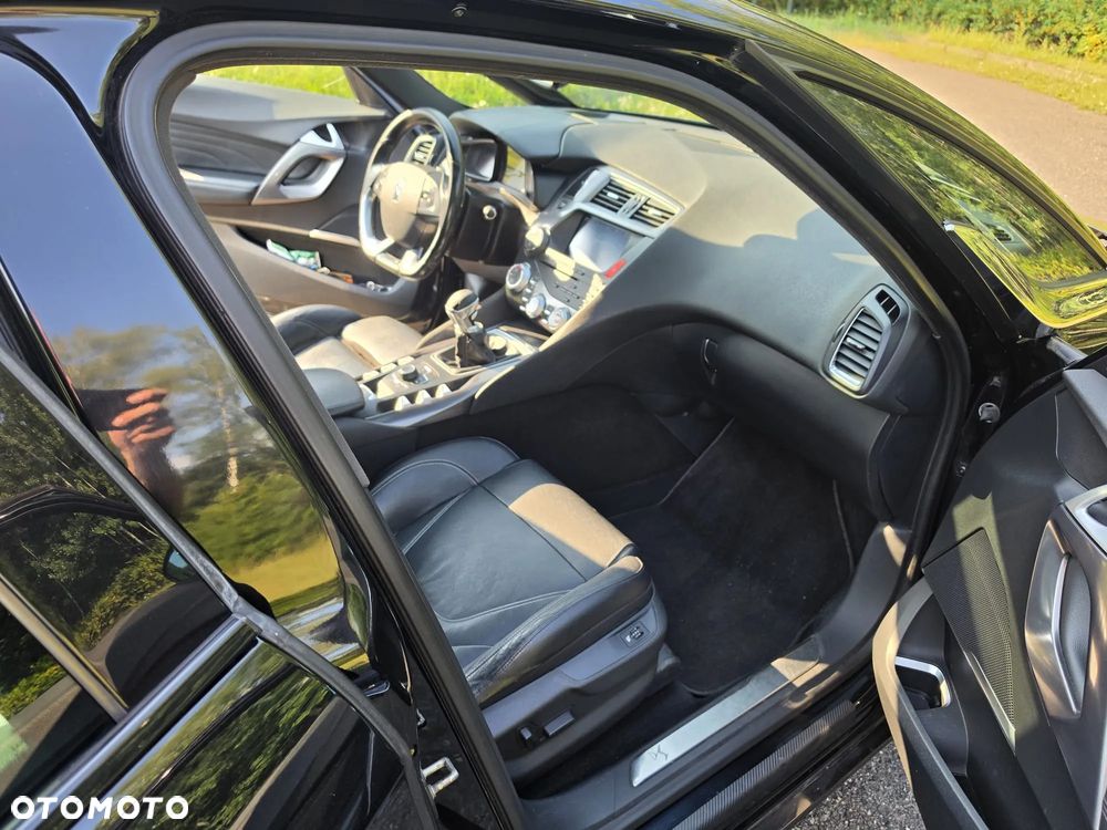 Citroën DS5 2.0 HDi Chic - 11
