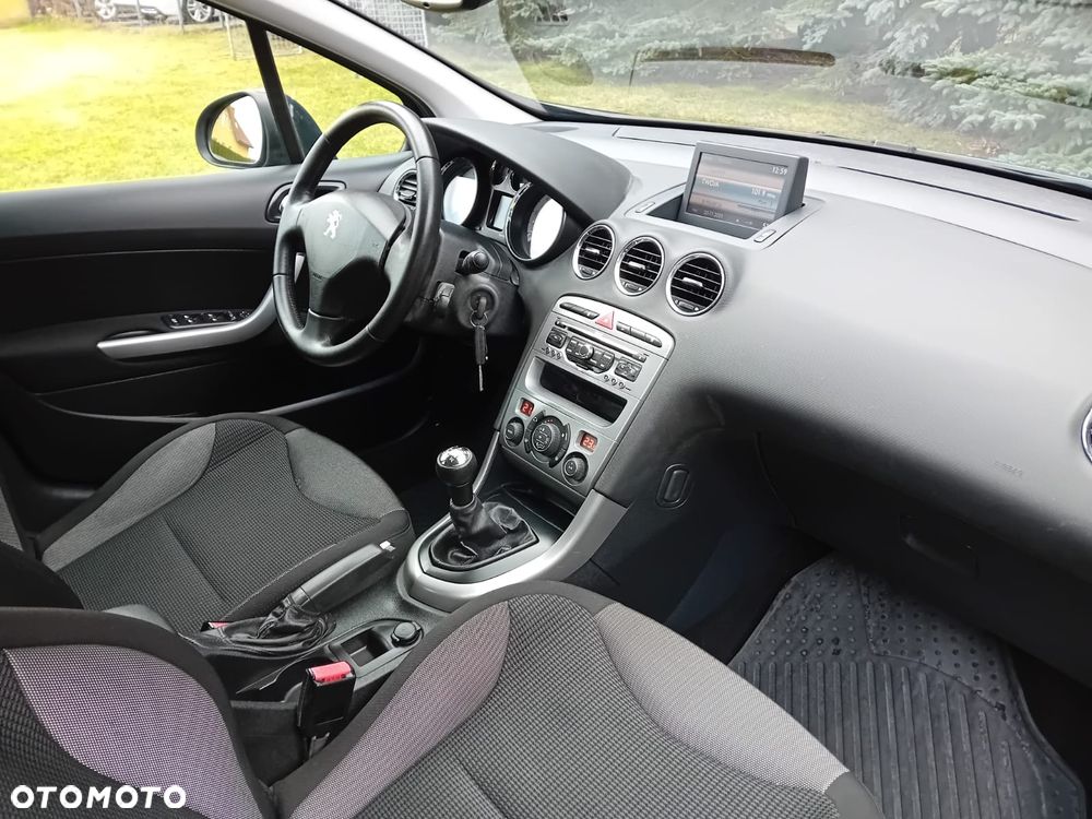 Peugeot 308 120 VTi Style - 8