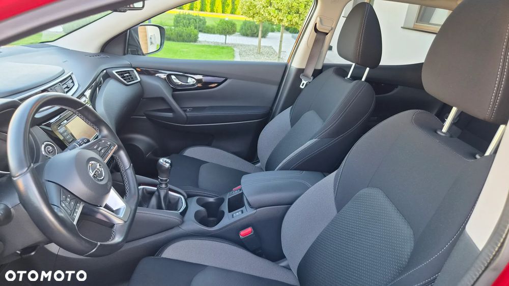Nissan Qashqai 1.3 DIG-T N-WAY - 15